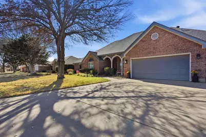 1633 Morris Avenue, Sweetwater, TX 79556 - Photo 2