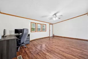 2421 Edwards Rd, Van Alstyne, TX 75495 - Photo 8