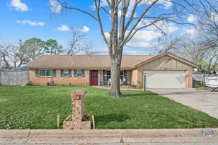 2125 Shady Brook Dr, Bedford, TX 76021 - Photo 1