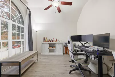 2122 Trickling Creek Drive, Garland, TX 75041 - Photo 8