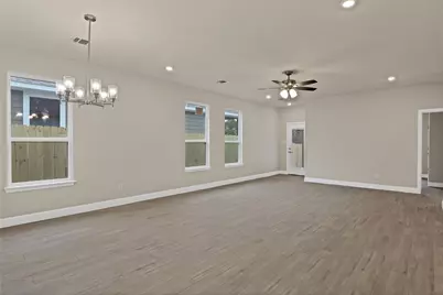 5618 Barkridge Drive, Granbury, TX 76048 - Photo 8