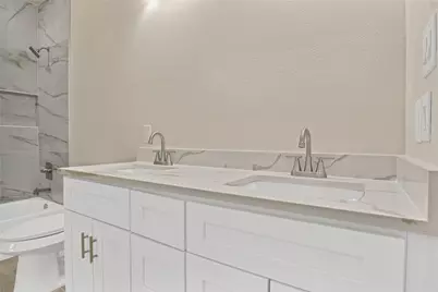 5618 Barkridge Drive, Granbury, TX 76048 - Photo 24