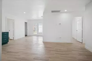 1809 Dunning St, Irving, TX 75061 - Photo 16