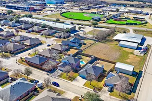 605 Waterford St, Farmersville, TX 75442 - Photo 28