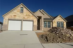 707 Bass Lk Ln, Cleburne, TX 76033 - Photo 1