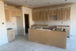 707 Bass Lk Ln, Cleburne, TX 76033 - Photo 4