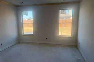 707 Bass Lk Ln, Cleburne, TX 76033 - Photo 12