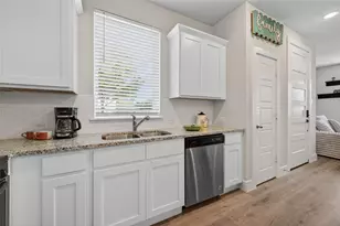 7696 Resting Mews, North Richland Hills, TX 76182 - Photo 10