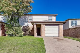 836 Summercrest Blvd, Burleson, TX 76028 - Photo 1