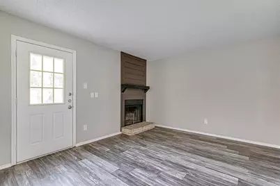 836 Summercrest Boulevard #A, Burleson, TX 76028 - Photo 4