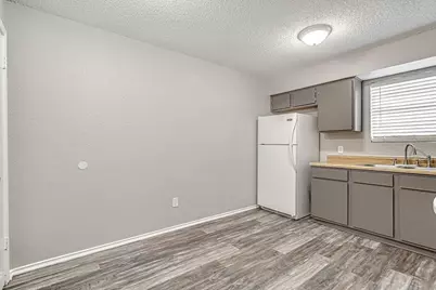 836 Summercrest Boulevard #A, Burleson, TX 76028 - Photo 8