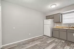 836 Summercrest Blvd, Burleson, TX 76028 - Photo 8