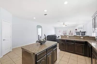 4520 Shagbark Drive, Denton, TX 76226 - Photo 10