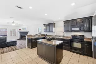 4520 Shagbark Dr, Denton, TX 76226 - Photo 8