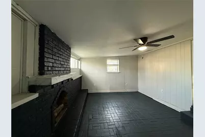 821 Lilac Drive, Garland, TX 75040 - Photo 10