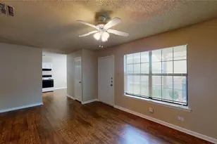 214 Renfro St, Grand Prairie, TX 75051 - Photo 6
