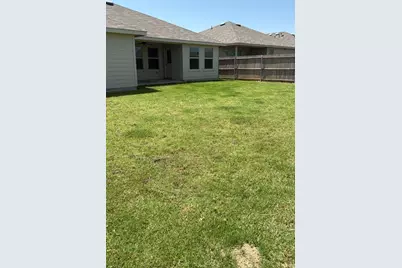 300 Saguaro Drive, Fort Worth, TX 76052 - Photo 16