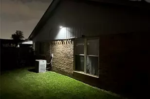 2311 Jamie Dr, Garland, TX 75040 - Photo 2