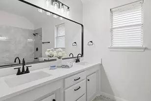 1401 Danielle Dr, Bedford, TX 76021 - Photo 18