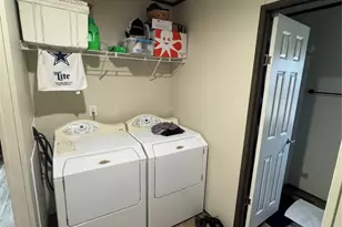 2309 Del Prado Dr, Granbury, TX 76048 - Photo 10