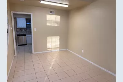 500 Button Willow Court, Irving, TX 75063 - Photo 4