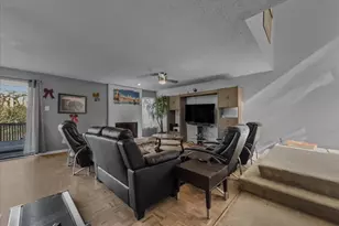 8411 Oak Stream Dr, Dallas, TX 75243 - Photo 6