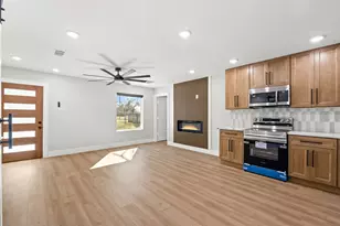 2837 Elsie Faye Heggins St, Dallas, TX 75215 - Photo 16