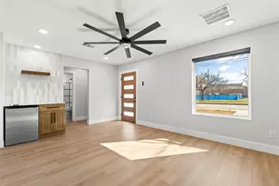 2837 Elsie Faye Heggins St, Dallas, TX 75215 - Photo 6