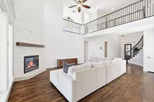 105 Sanders Dr, Waxahachie, TX 75165 - Photo 8