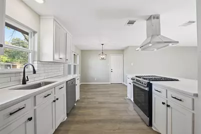 8012 Laura Street, North Richland Hills, TX 76180 - Photo 6