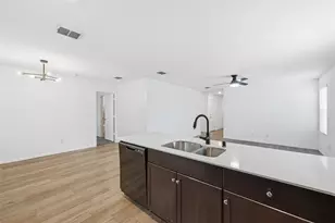 9729 Motley Dr, Fort Worth, TX 76179 - Photo 6