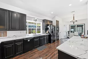 2202 S Branch Dr, Arlington, TX 76001 - Photo 10