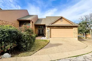 2116 Clear Lake Rd, Weatherford, TX 76087 - Photo 2