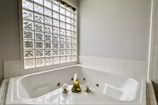 2116 Clear Lake Rd, Weatherford, TX 76087 - Photo 14