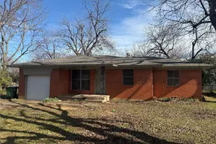 504 Hill St, Aubrey, TX 76227 - Photo 2