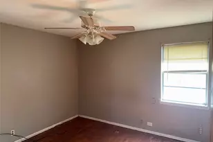 504 Hill St, Aubrey, TX 76227 - Photo 8