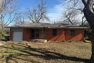 504 Hill St, Aubrey, TX 76227 - Photo 1