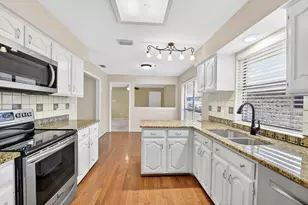 1722 Barclay Dr, Richardson, TX 75081 - Photo 2