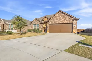949 Philadelphia St, Fate, TX 75189 - Photo 2