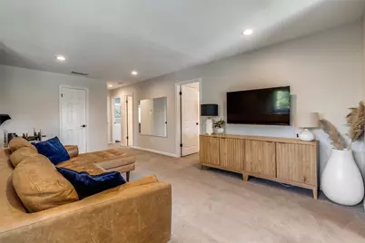 9243 Moss Farm Lane, Dallas, TX 75243 - Photo 22