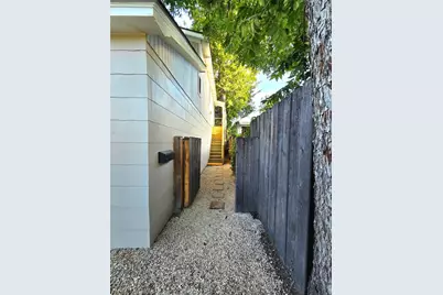 3004 Yucca Avenue, Fort Worth, TX 76111 - Photo 16