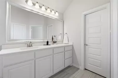 112 Mockingbird Hill, Joshua, TX 76058 - Photo 12