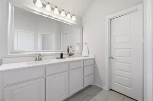 112 Mockingbird Hill, Joshua, TX 76058 - Photo 12