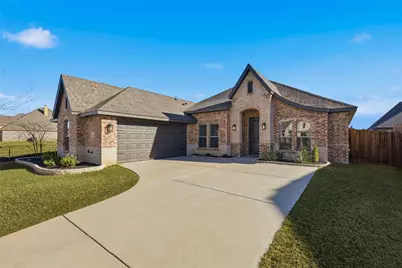 112 Mockingbird Hill, Joshua, TX 76058 - Photo 1