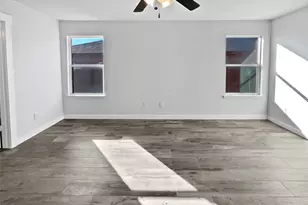 1375 Emily Ct, Burleson, TX 76028 - Photo 8