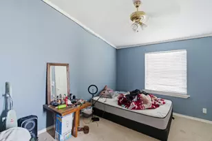 2013 Spring Valley Dr, Azle, TX 76020 - Photo 10
