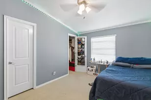 2013 Spring Valley Dr, Azle, TX 76020 - Photo 8