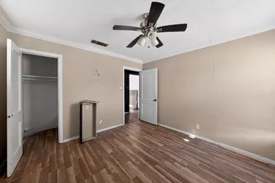 8641 Craige Drive, Dallas, TX 75217 - Photo 16