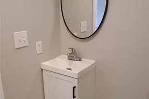 2148 Kathleen Ave, Dallas, TX 75216 - Photo 16