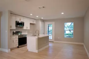 2148 Kathleen Ave, Dallas, TX 75216 - Photo 2